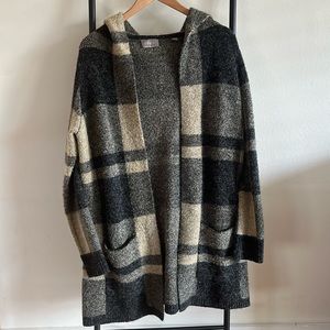 Cyrus Long Sleeve Cardigan Plaid Black Gray and Tan Hooded